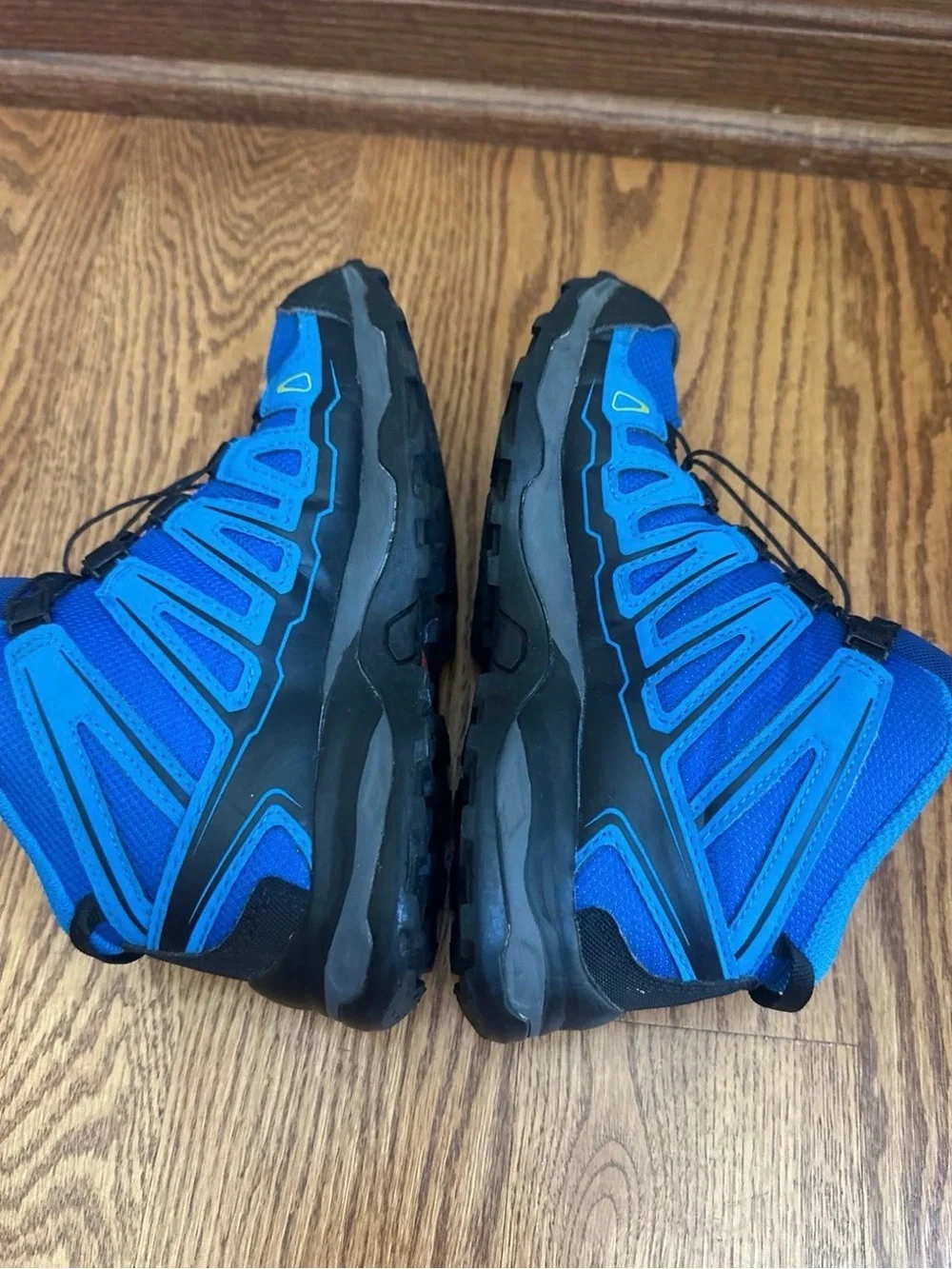 Salomon Hiking Shoes Kids Size 2 X-Ultra GTX